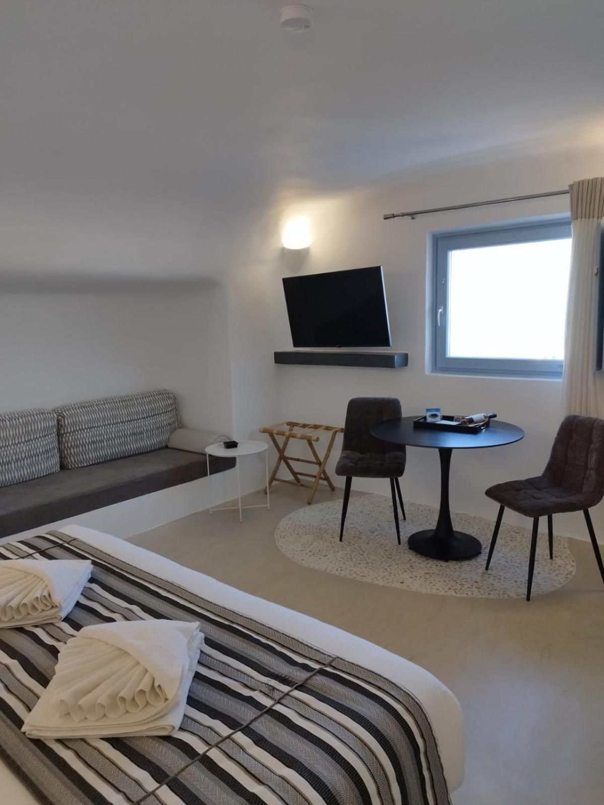 Andreas Hospitality סנטוריני